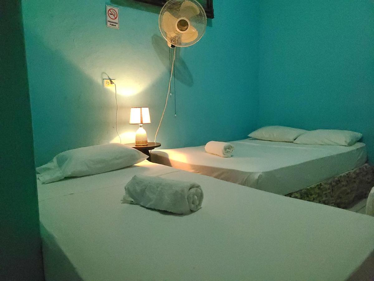 Hostel Rossy Сан Хуан дел Сур Екстериор снимка
