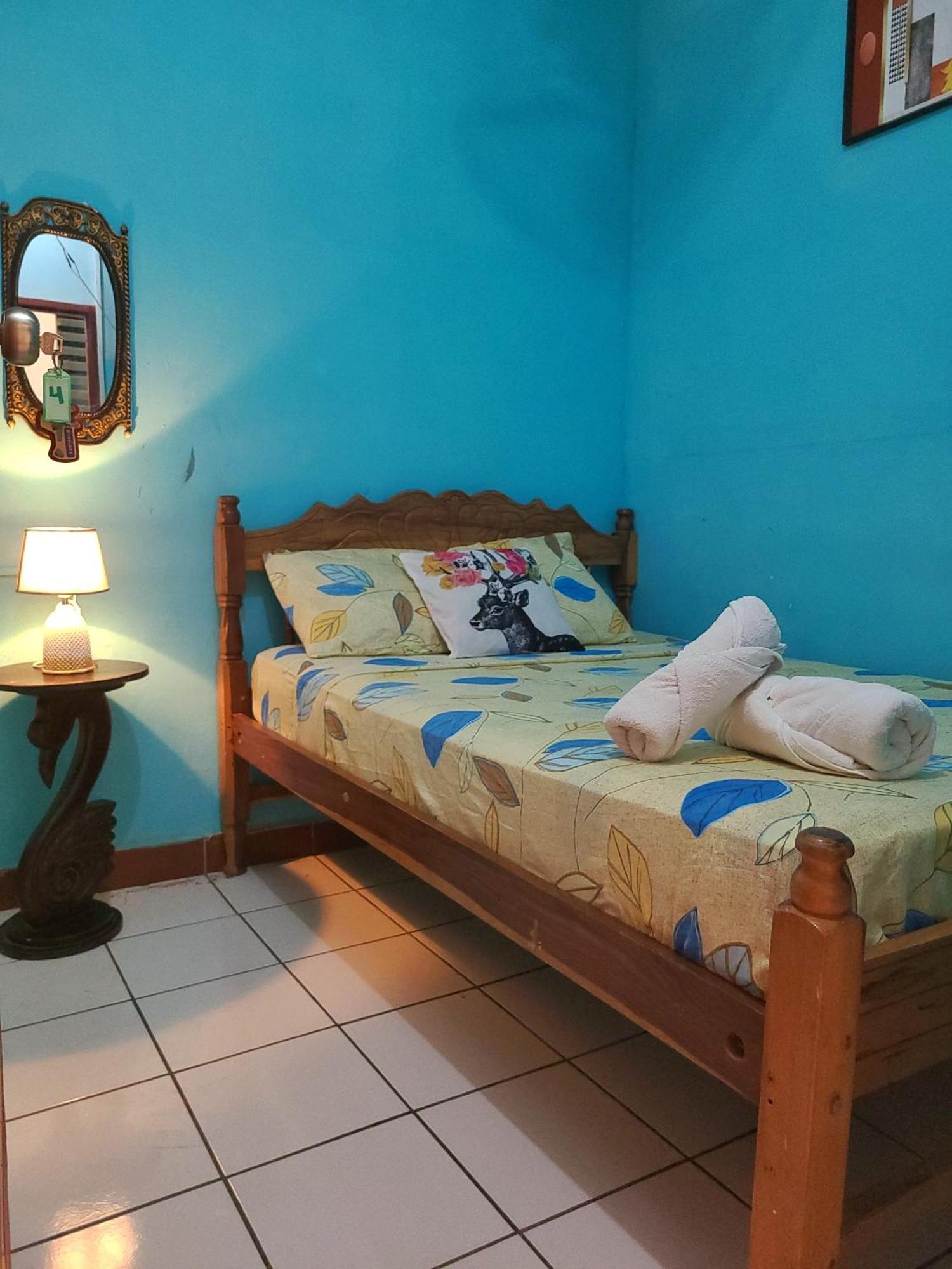 Hostel Rossy Сан Хуан дел Сур Екстериор снимка